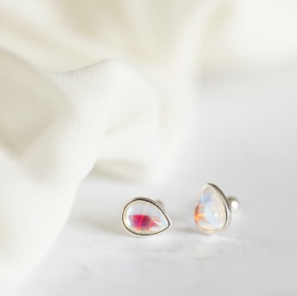 Silver Tear Drop Earrings (S925) - Picture 5 of 7